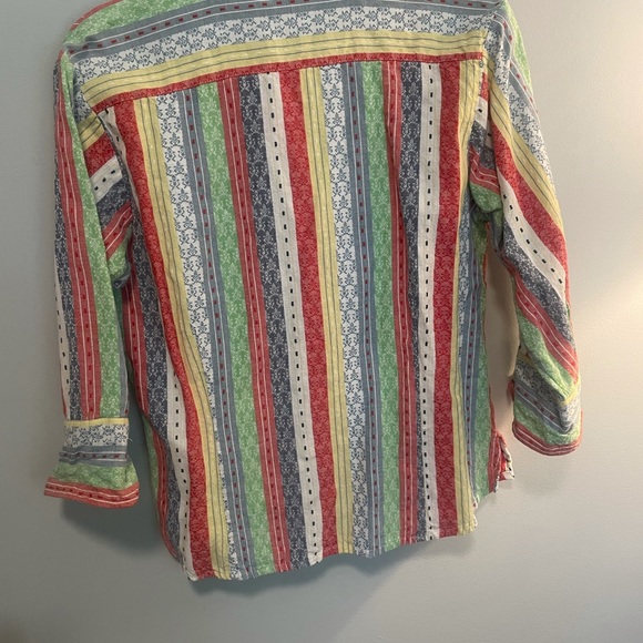 Cute 3/4 sleeve Button down patterned shirt - Picture 5 of 6